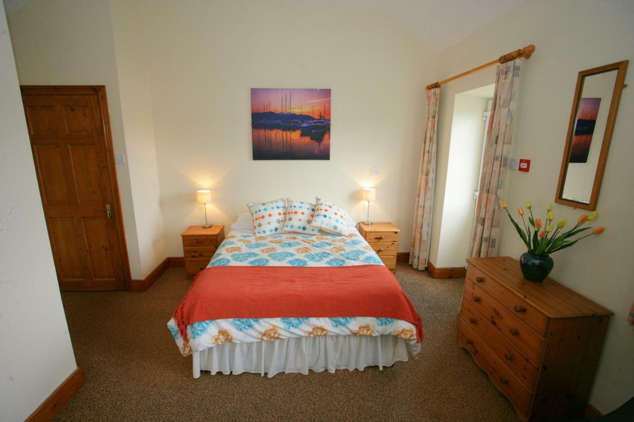 Cottage Heights B&B Castletownbere Exterior foto
